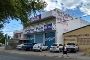 Hiper Plaza Hotel