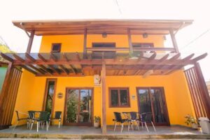 Hospedagem Girassol Trindade