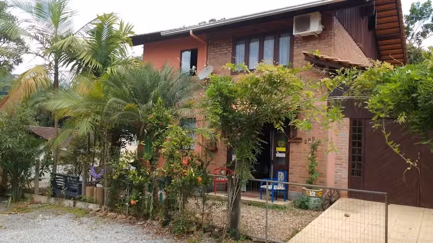 Hostel Dina & Su&iacute;tes