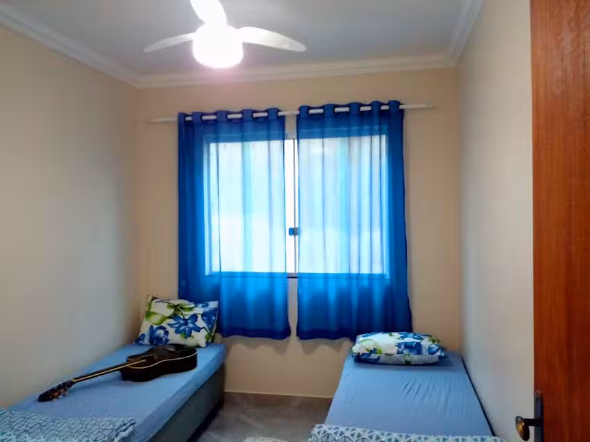 Hostel House Sabar&aacute;/Bh