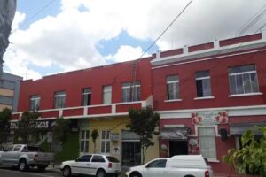 Hostel pousada chal&eacute; colonial