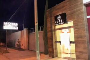 Hotel 13 de Maio
