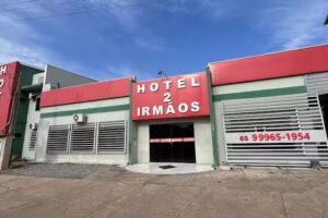 Hotel 2 Irm&atilde;os
