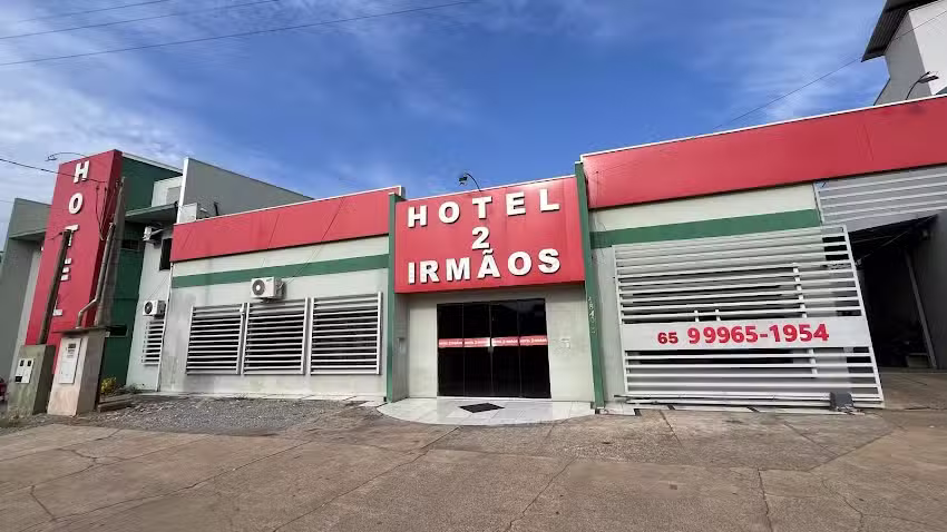 Hotel 2 Irm&atilde;os