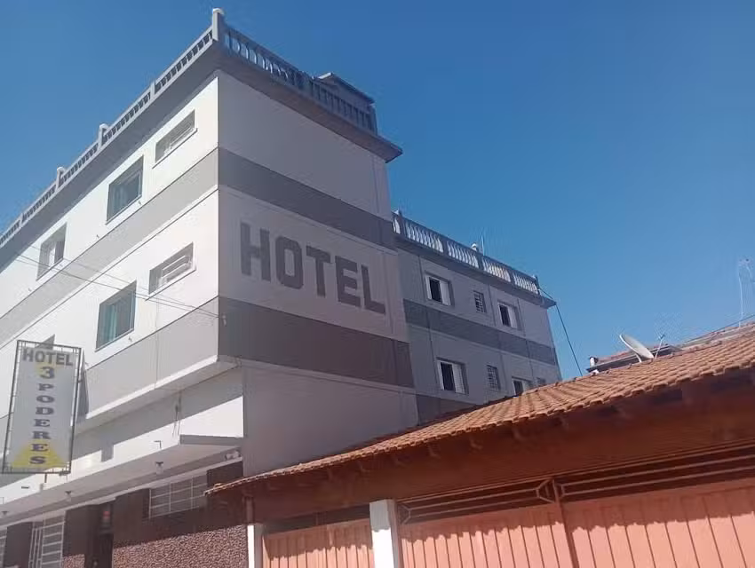 Hotel 3 Poderes