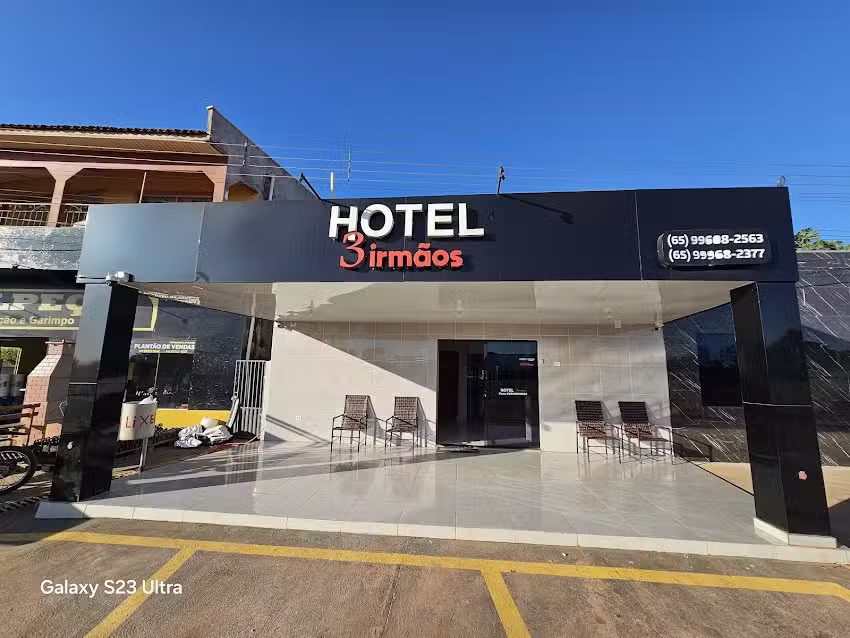 Hotel 3Irm&atilde;os Sob Nova Dire&ccedil;&atilde;o