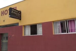 Hotel 4 Esta&ccedil;&otilde;es