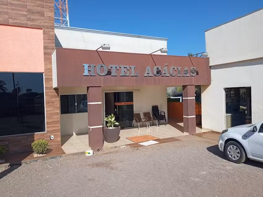 Hotel Acacias
