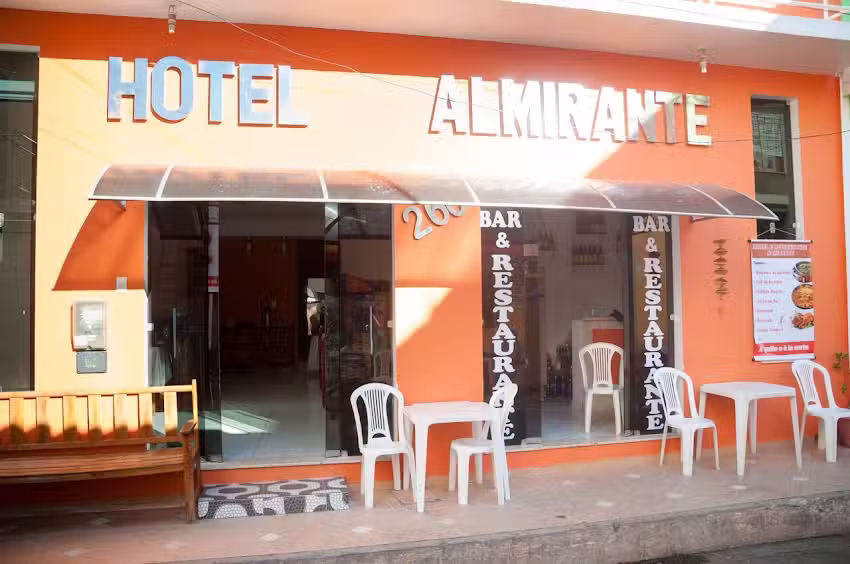 Hotel Almirante