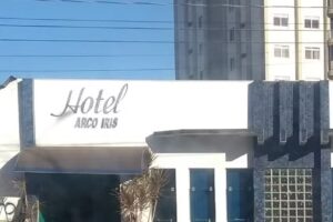 Hotel Arco &Iacute;ris