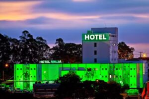 Hotel Aruj&aacute;
