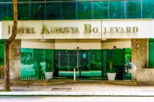 Hotel Augusta Boulevard