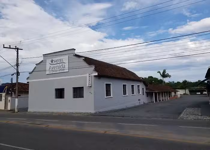 Hotel Avenida &bull; Hotel em S&atilde;o Francisco do Sul