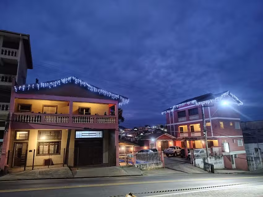 Hotel Avenida Parais&oacute;polis MG