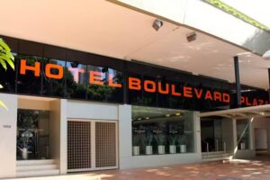 Hotel Boulevard Plaza
