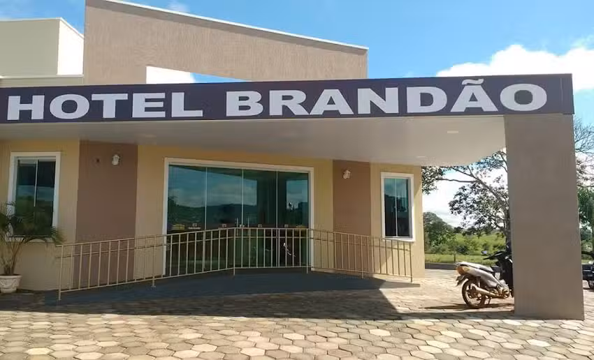 Hotel Brand&atilde;o