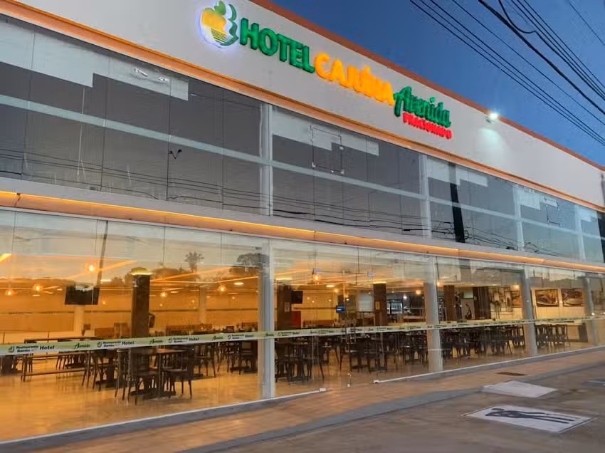 Hotel Caju&iacute;na Avenida