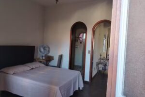 Hotel Cama e Caf&eacute;