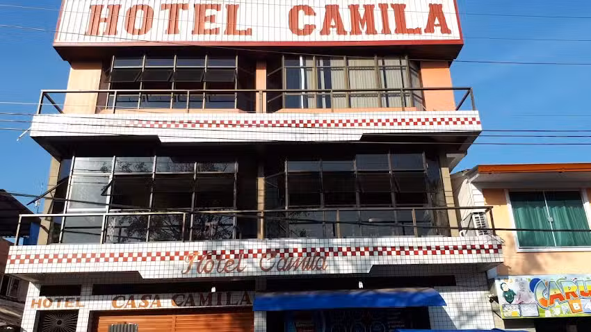 Hotel Camila