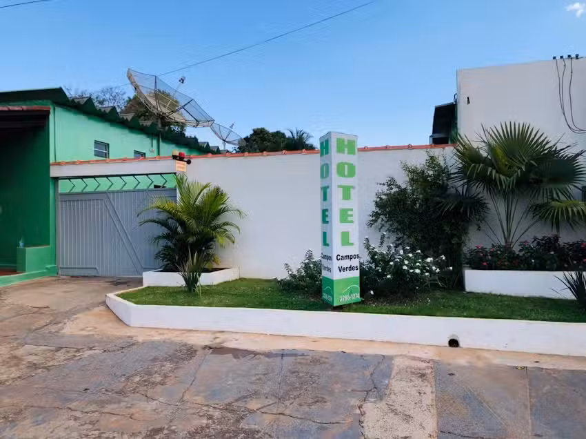 Hotel Campos Verdes