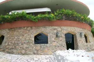 Hotel Canind&eacute;