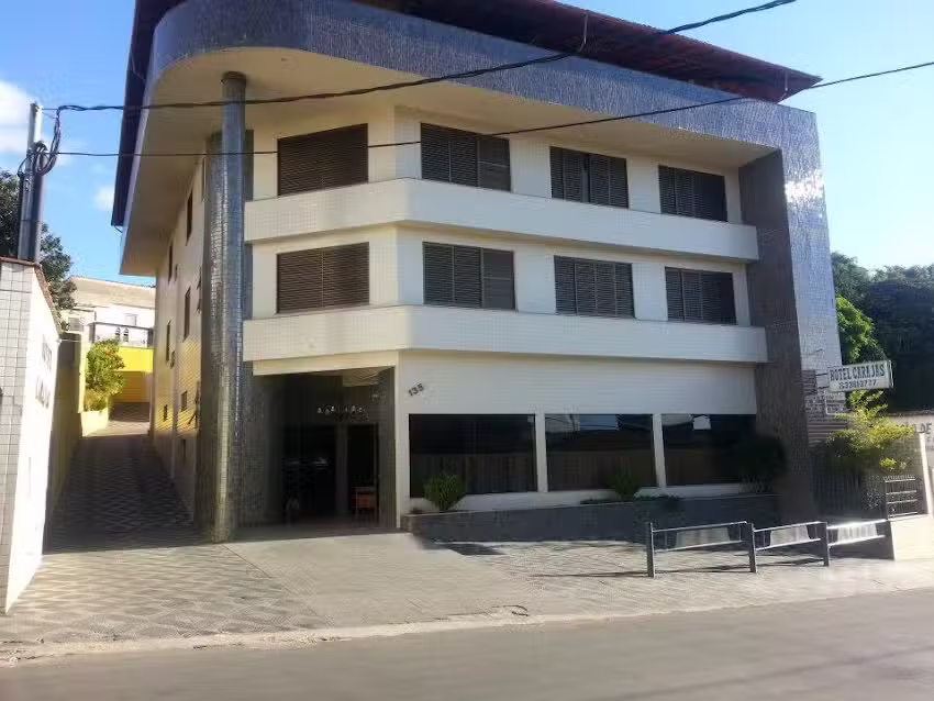 Hotel Caraj&aacute;s