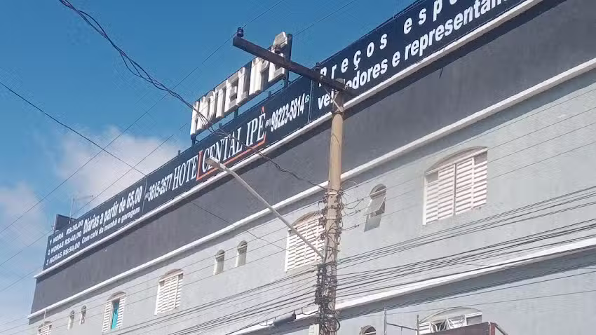 Hotel Central Ip&ecirc;