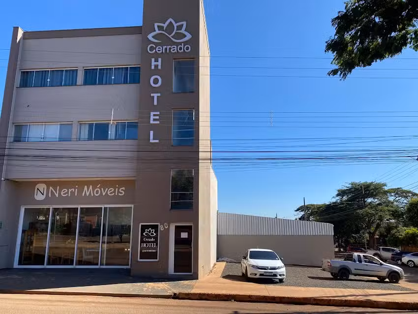Hotel Cerrado