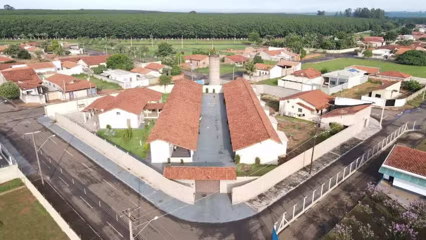 HOTEL COLINA
