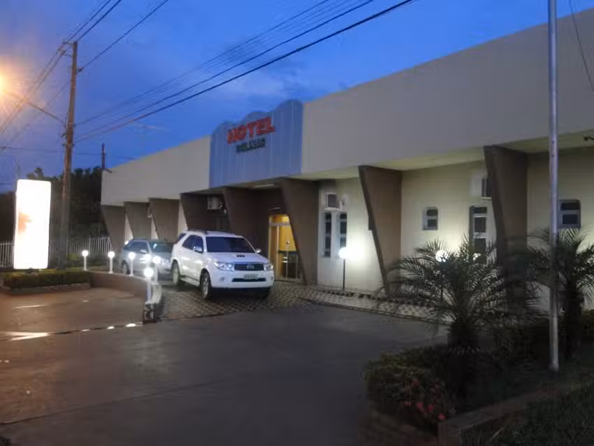 Hotel Colinas V&aacute;rzea Grande