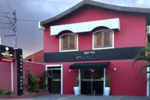 Hotel Cristal Inn
