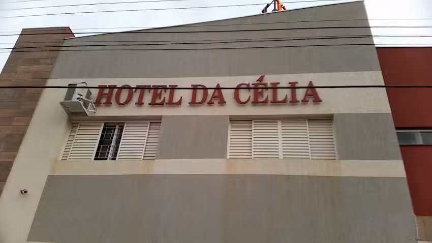 Hotel da C&eacute;lia