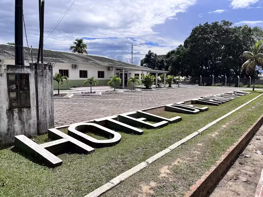 Hotel de tr&acirc;nsito de Cruzeiro do Sul