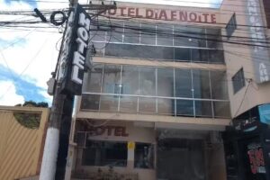 Hotel Dia e Noite