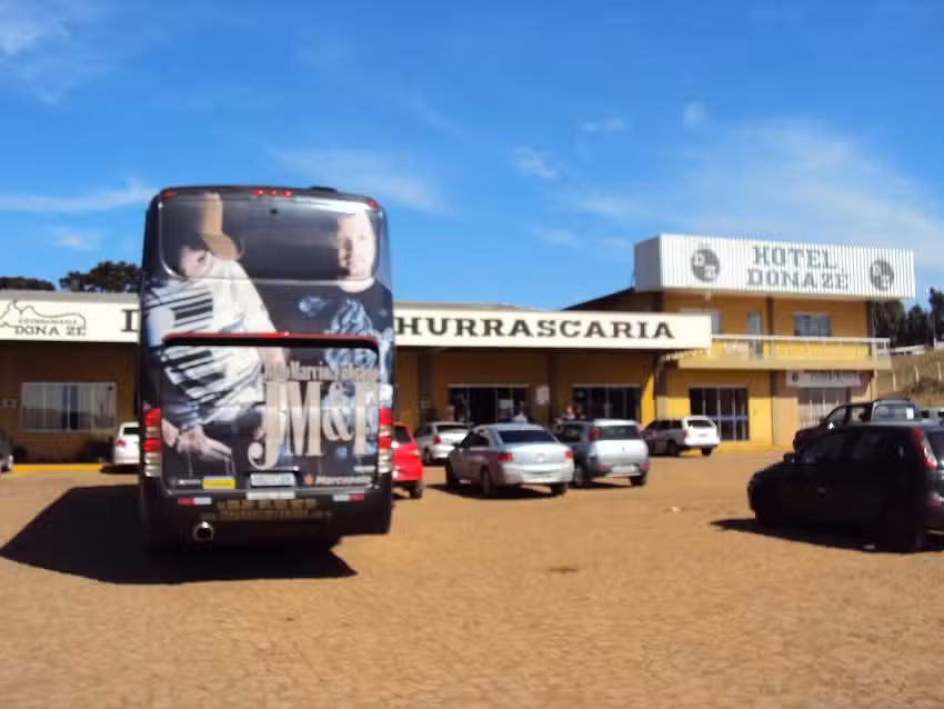 HOTEL DONA Z&Eacute;