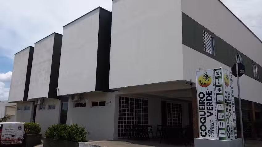 Hotel e Churrascaria Coqueiro Verde