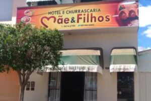 Hotel e Churrascaria Mãe e Filhos