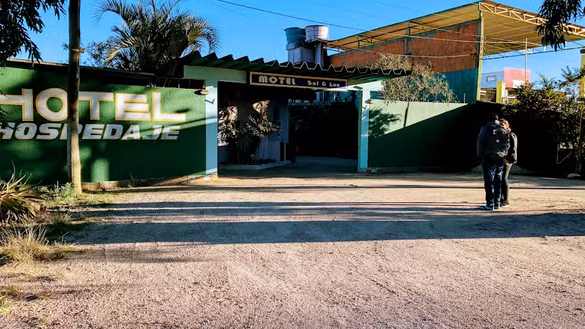 Hotel e Motel Sol e Lua