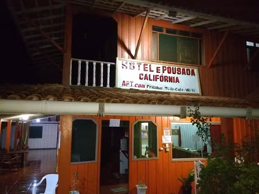 Hotel e pousada Calif&oacute;rnia