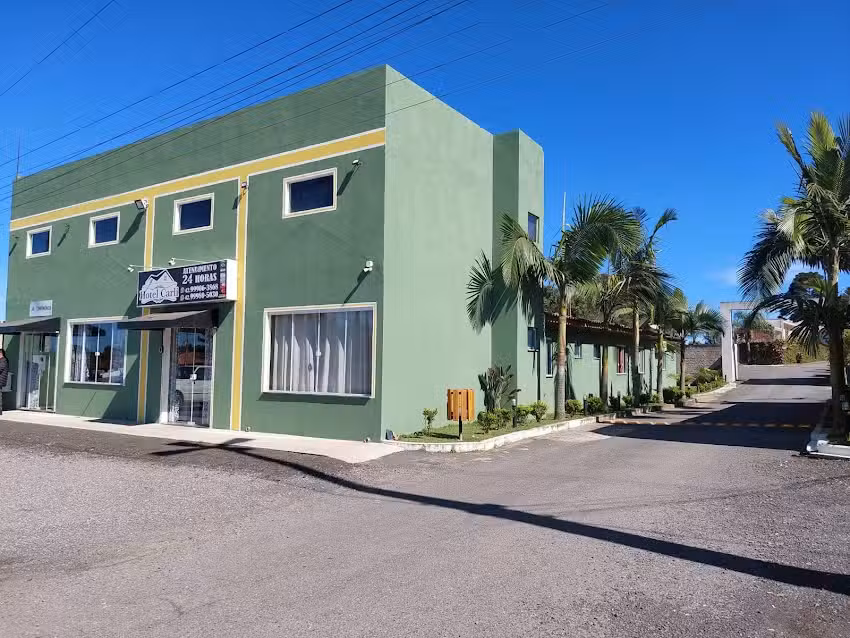 Hotel e Pousada Carly