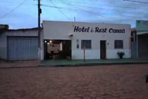 Hotel e restaurante cana&atilde;