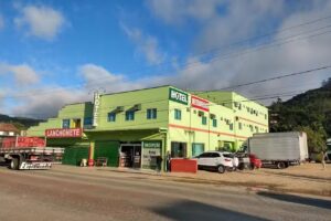 Hotel e Restaurante Dois Bernardi