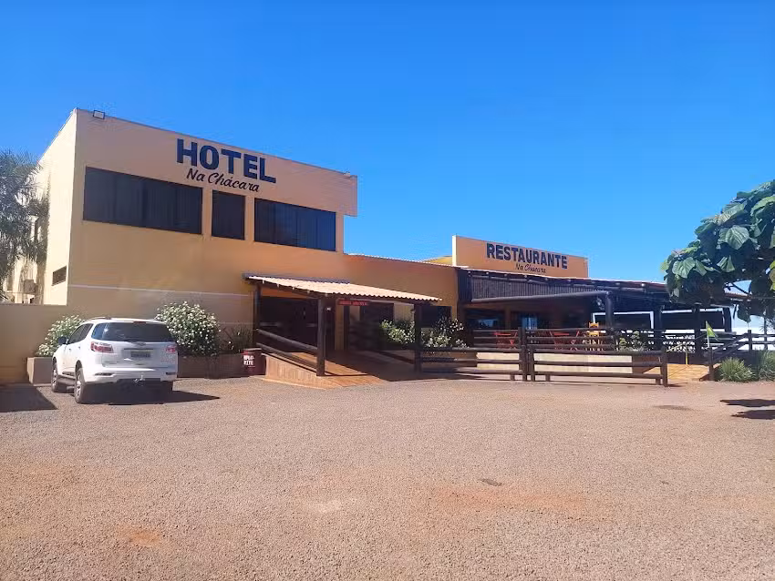 Hotel e Restaurante Na Ch&aacute;cara &ndash; Hotel em Ind&aacute;polis