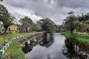 Hotel e Restaurante Nhundiaquara