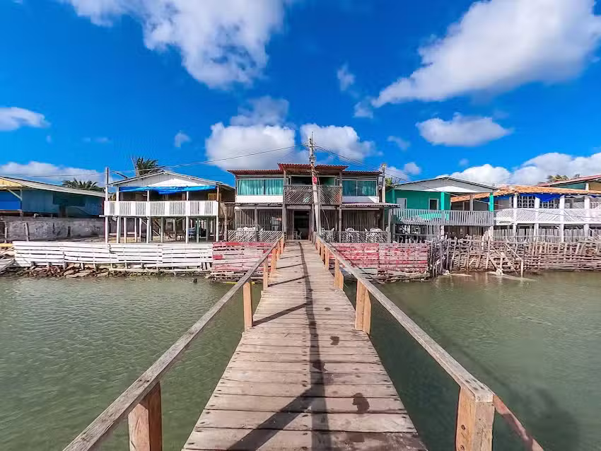 Hotel e Restaurante Terra e Mar | Praia do Crispim &ndash; PA