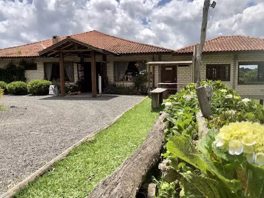 Hotel Est&acirc;ncia Itaperuna