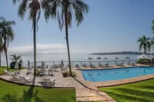 Hotel Farol do Lago &ndash; Represa de Avar&eacute;