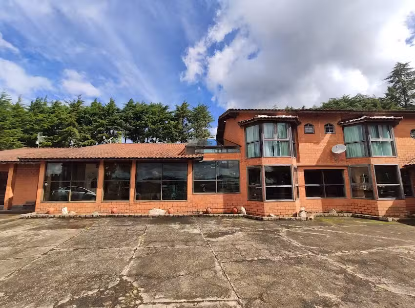 HOTEL FAZENDA VALE DOS REIS CASTELINHO- T&uacute;neis Eg&iacute;pcios