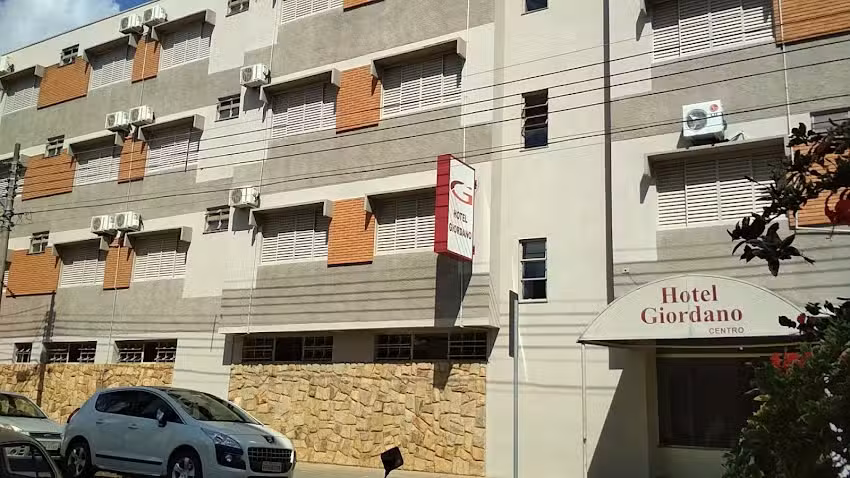 Hotel Fs Giordano