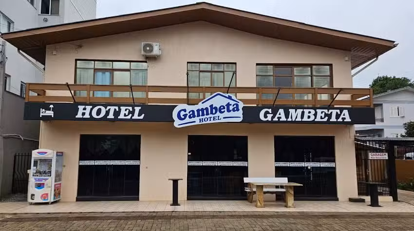 HOTEL GAMBETA